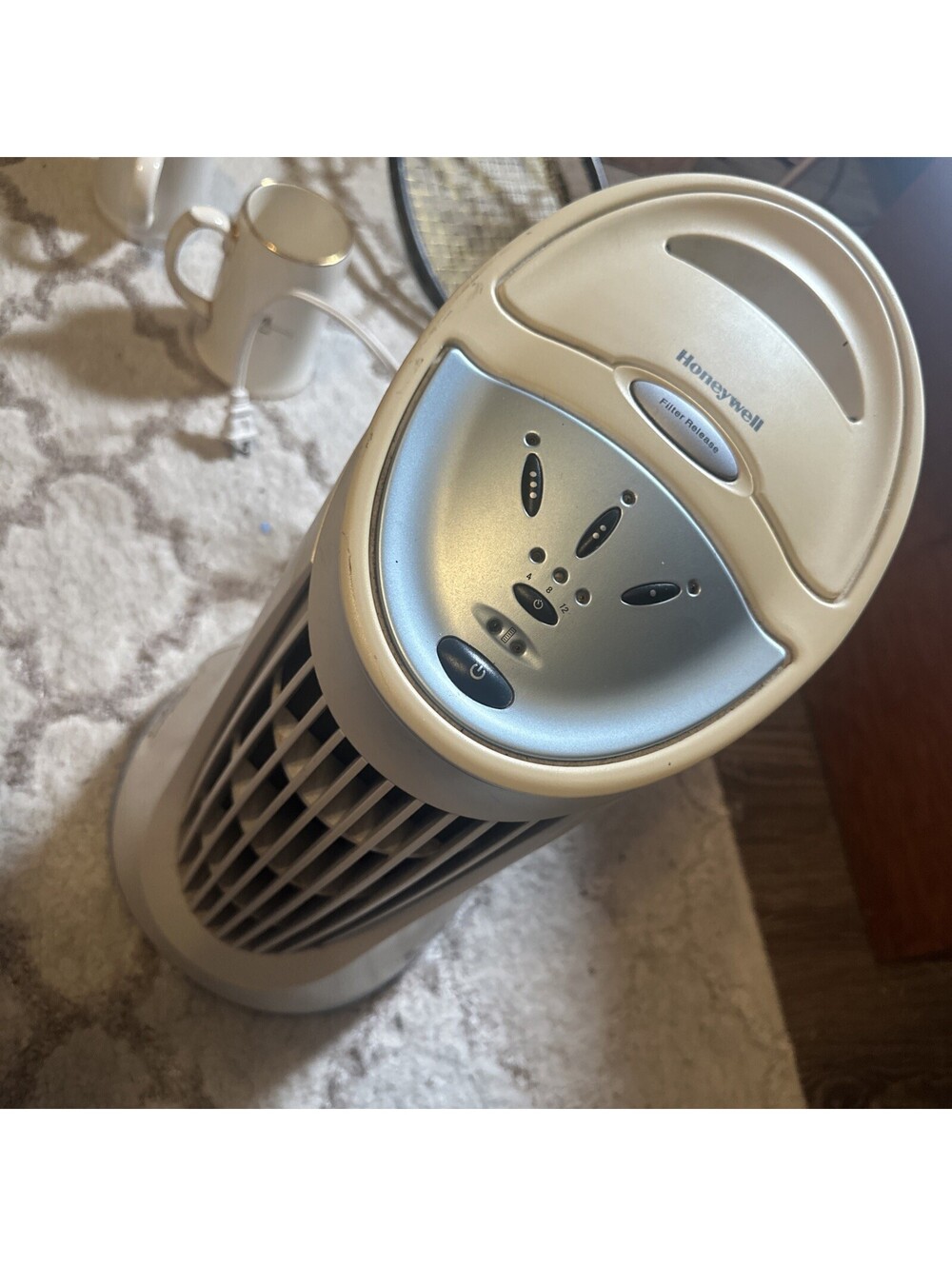 Honeywell HFD015C QuietClean Allergen & Odour Filter Air Purifier